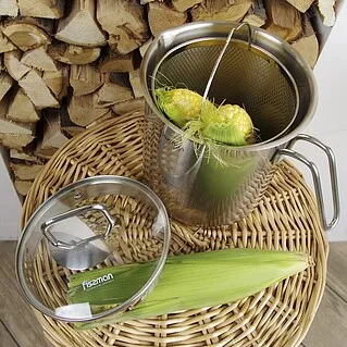 В какой кастрюле лучше варить овощи