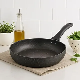 Всё, что нужно знать перед покупкой сковороды в 2025 году