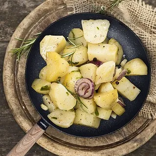 Какая нужна сковорода для жарки картошки