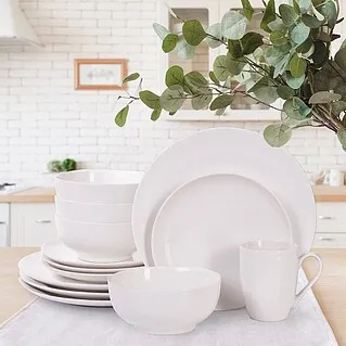 Чем отличается фарфор от фаянса?