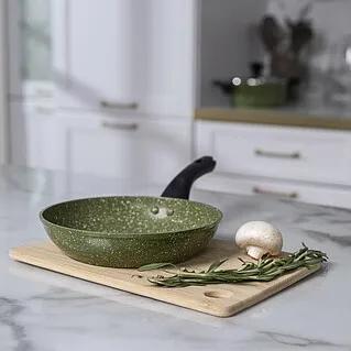 Какое покрытие для сковороды лучше – мраморное или гранитное?